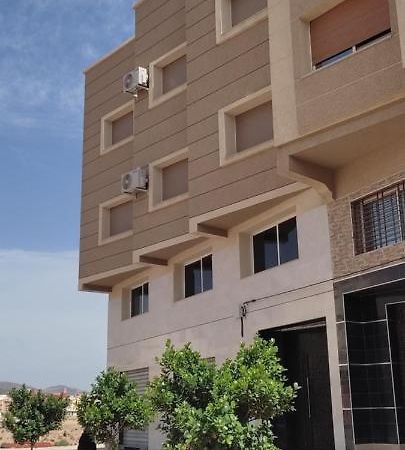 Logement Familial 2 Selouane ภายนอก รูปภาพ